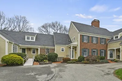 33 Great Hill Drive #33 1