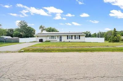 44 Mesa Rd