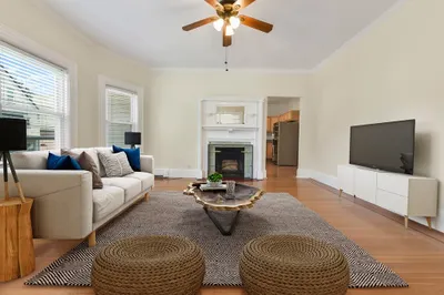 11 Pembroke St #1