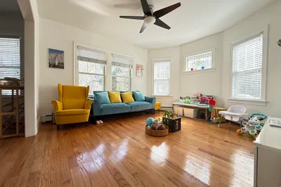 132 Middlesex Road #1 1