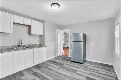 117-119 Olmsted Dr #119