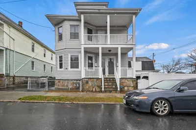135-137 Clara St