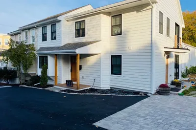 10 Ware St #10