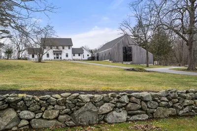 28 Pleasant Street 1