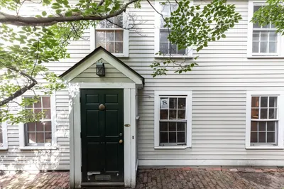 21a Pinckney St