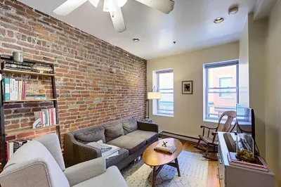91 Prince St #9