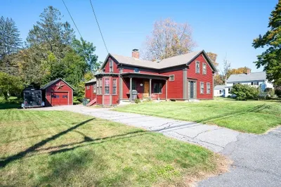 31 Central St