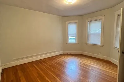 75 Glen Rd #3