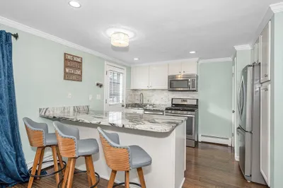 24 Kingston St #24