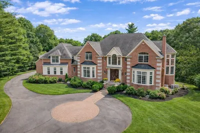8 Stratford Way 1