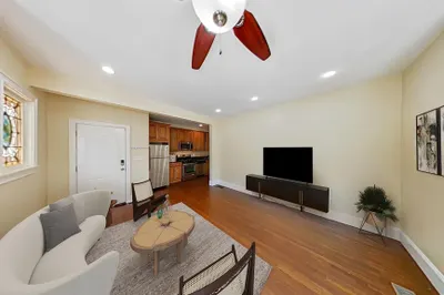 81 Hillside St #1