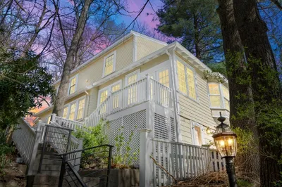 22 Fells Road 1