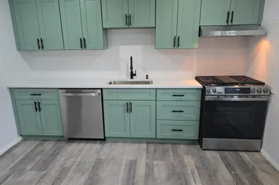 520 June St #6