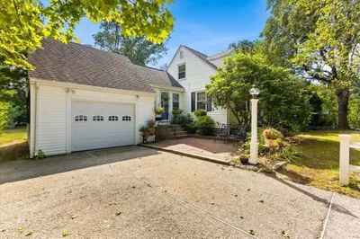 15 Felch Rd