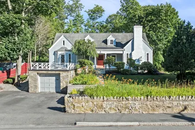 335 Puritan Rd 1