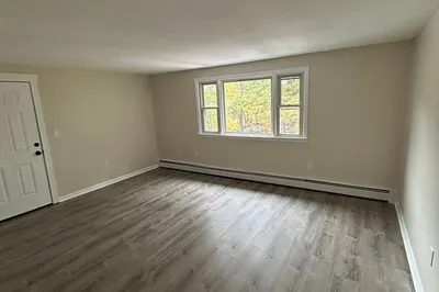 31 Joyce St #3