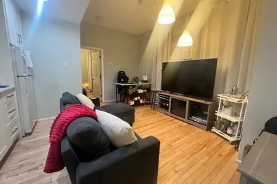 54 Myrtle St #2