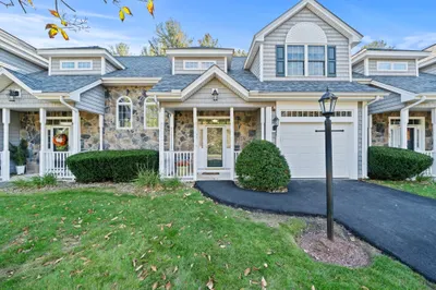 25 Stonebury Way #6 1