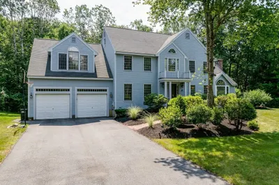 28 Deerfield Dr 1