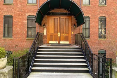 40 Isabella St #2W