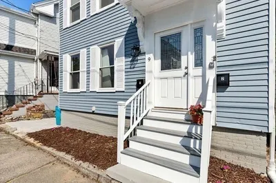 9 Foster Street #1 1