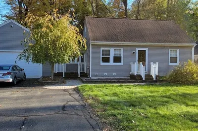203 Buckley Boulevard 1