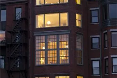 318 Beacon #4