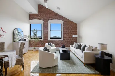 94 Newbury Ave #402 1