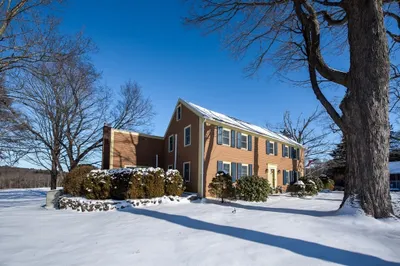 278 Center St 1