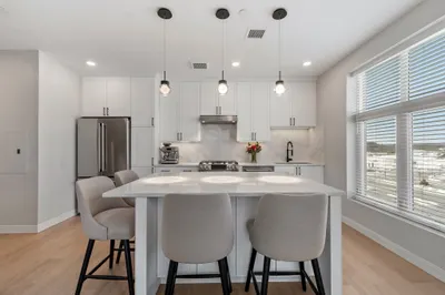 18 Artisan Drive #401 1