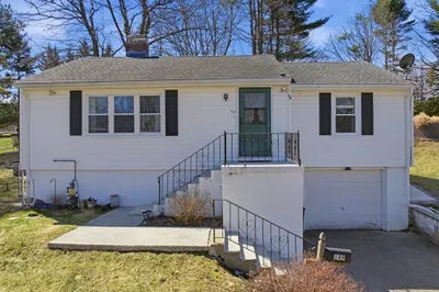 149 Woodland St 1