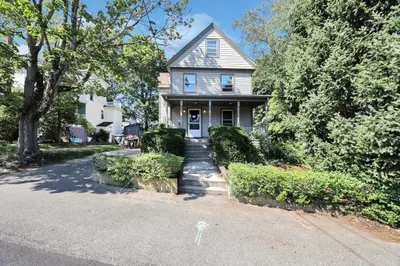 21 Border St