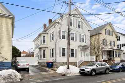 77 Dartmouth St 1