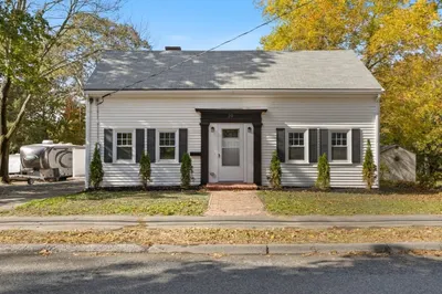 39 Forest St 1