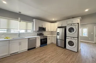296 Charles St #2