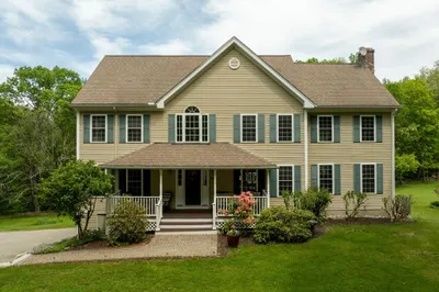 537 Pingree Hill