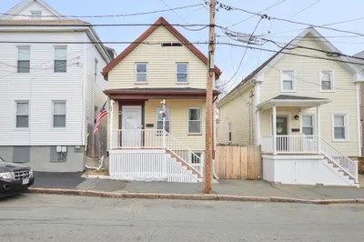 215 Grinnell St