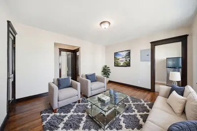 41 Richardson Ave #7 1