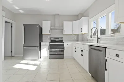 42 William St #1 1