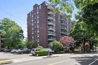 19 Winchester St #207