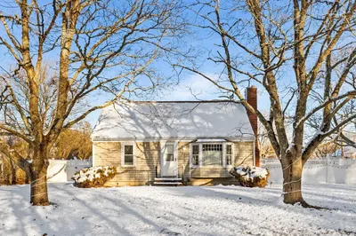 83 John Parker Rd 1