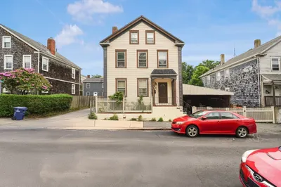 39 Smith St