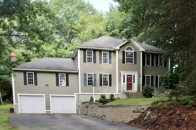 23 Hickory Cir 1