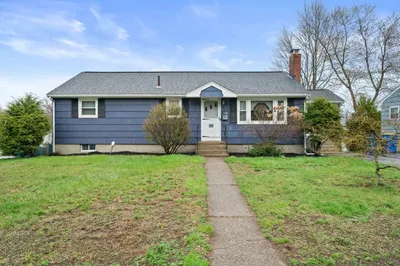 11 Mcauliffe Rd