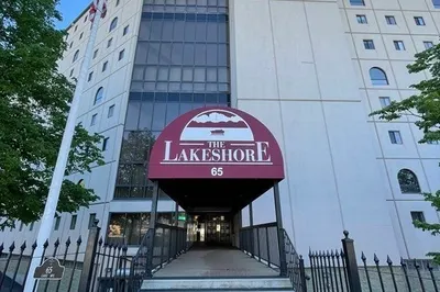 65 Lake Ave #204