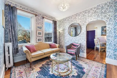 18 Leavitt St #2 1