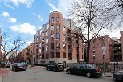 50 Symphony Rd #404
