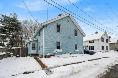12-14 Railroad St 1
