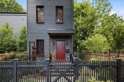 12 Fayette Street (rear) St 1