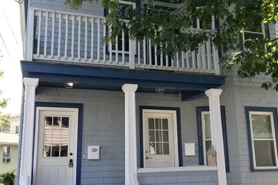 25 Francis St #25